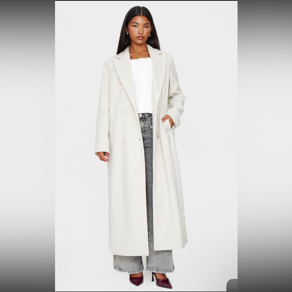 Elegant Long Cream double breasted relaxed fit Coat